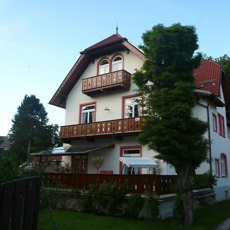 Apartments Alte Villa ガルミッシュ・パルテンキルヒェン エクステリア 写真