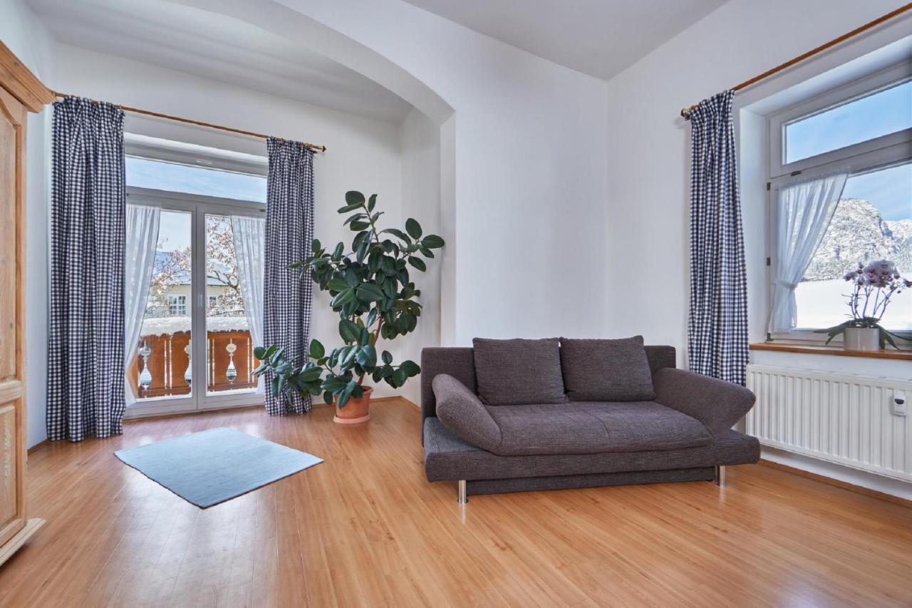 Apartments Alte Villa ガルミッシュ・パルテンキルヒェン エクステリア 写真