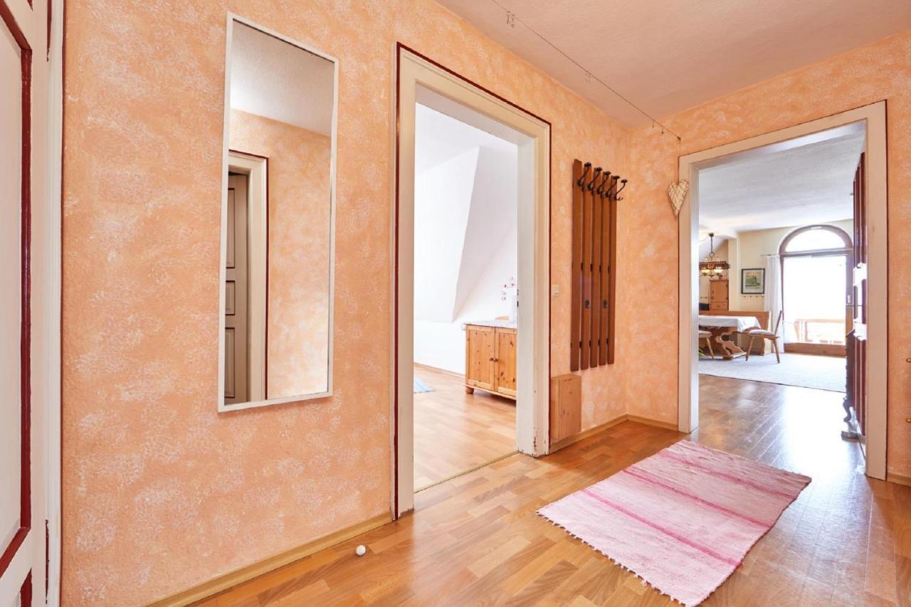 Apartments Alte Villa ガルミッシュ・パルテンキルヒェン エクステリア 写真
